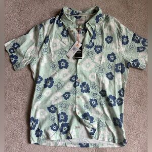 Quiksilver waterman collection men’s aloha shirt. New with tags size L
